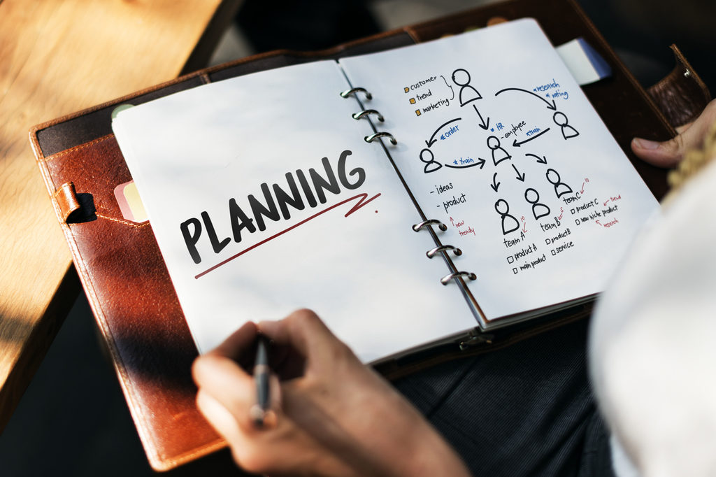 cropped-book-business-cafe-chart-coffee-shop-graph-1430885-pxhere.com_.jpg
